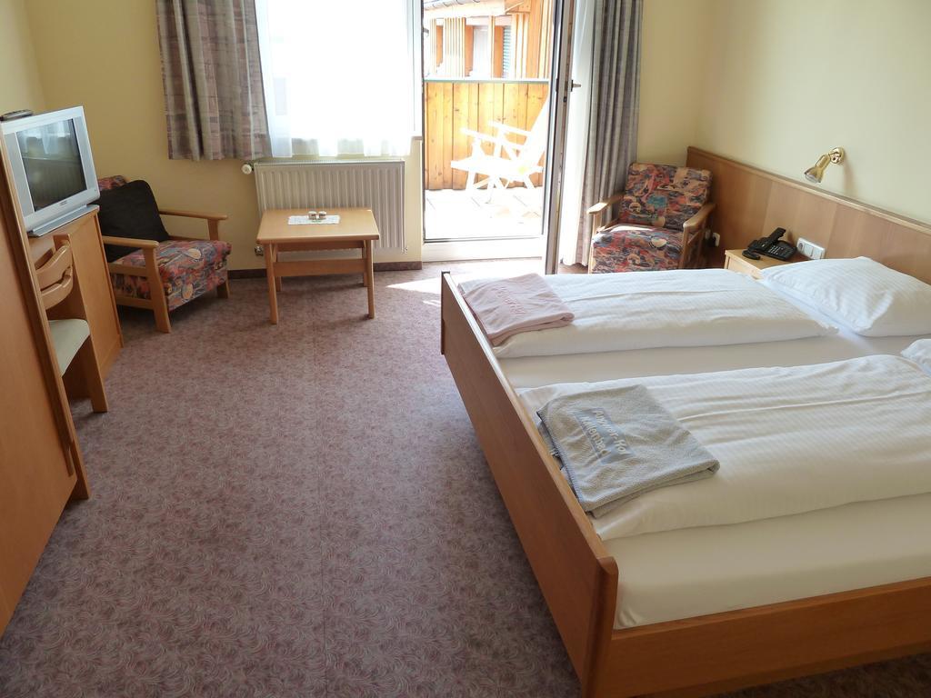Hotel Angerer-Hof Anger  الغرفة الصورة
