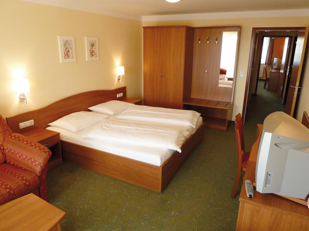 Hotel Angerer-Hof Anger  الغرفة الصورة